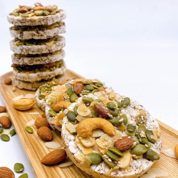 Bánh mix hạt