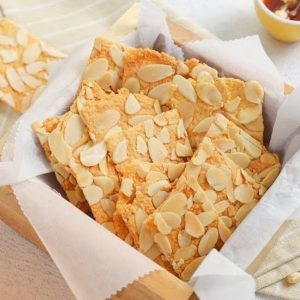 bánh hạnh nhân