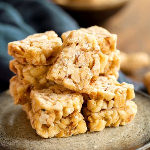 Kẹo lạc truyền thống
