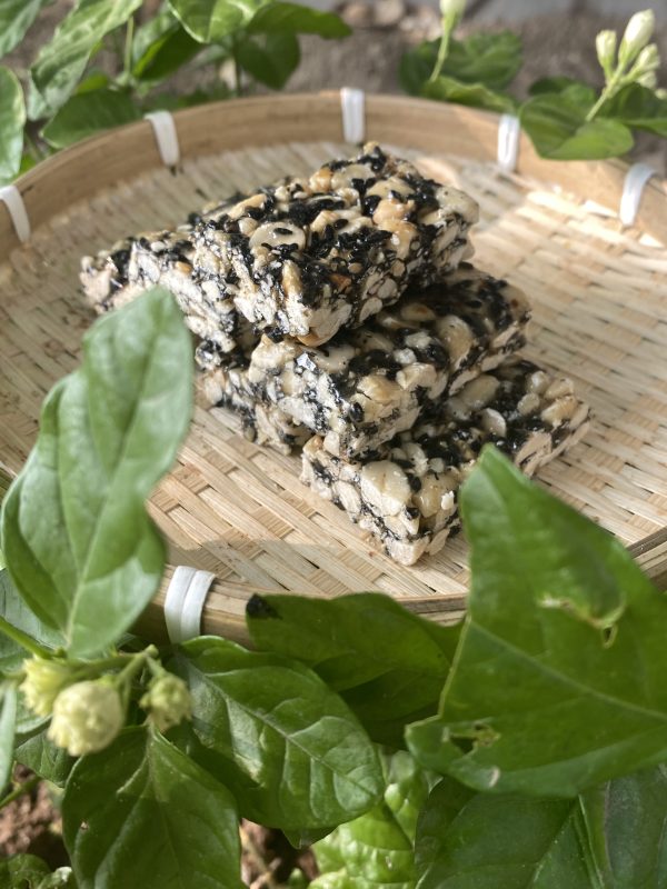Kẹo lạc mè đen 400g - Ảnh 2
