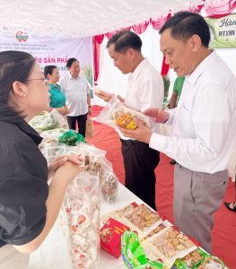 Các sản phẩm của Vinabisca mang đến buổi tọa đàm được rất nhiều quan khách quan tâm